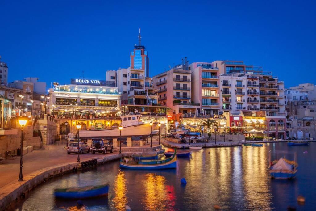 2 Bed Apt In Heart Of St Julians - 5Min From Seafront Saint Julian's Eksteriør billede