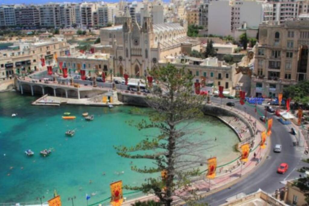 2 Bed Apt In Heart Of St Julians - 5Min From Seafront Saint Julian's Eksteriør billede