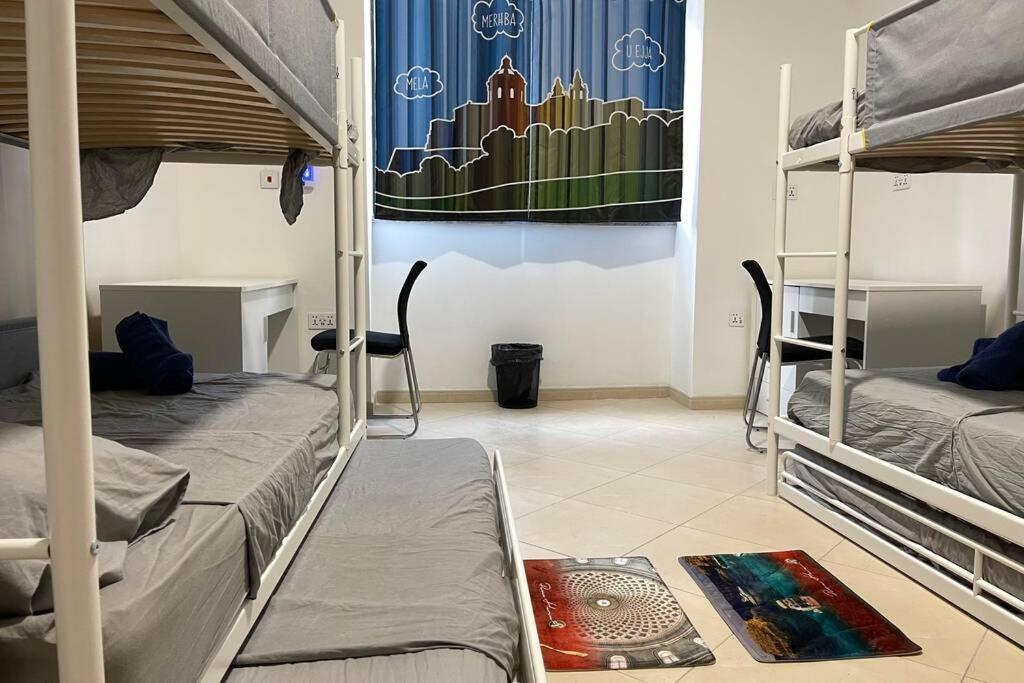2 Bed Apt In Heart Of St Julians - 5Min From Seafront Saint Julian's Eksteriør billede